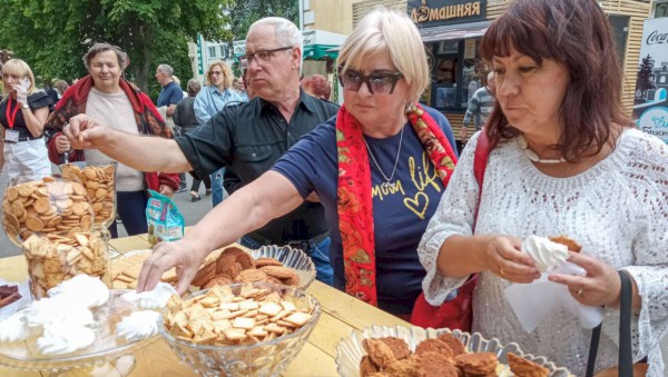 День города 2022. Выездная торговля и дегустация продукции Кобринского хлебозавода