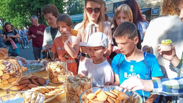 День города 2022. Выездная торговля и дегустация продукции Кобринского хлебозавода