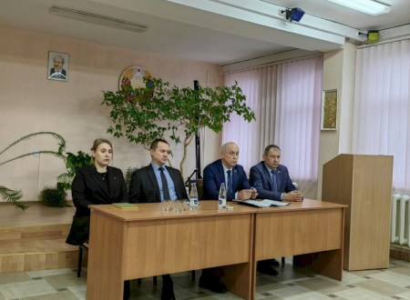 Встреча представителей депутатского корпуса с трудовым коллективом