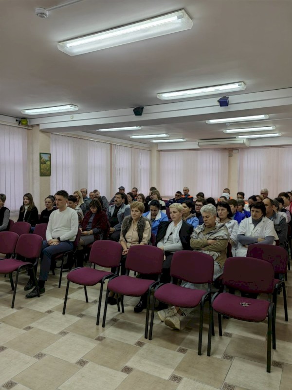 Встреча представителей депутатского корпуса с трудовым коллективом